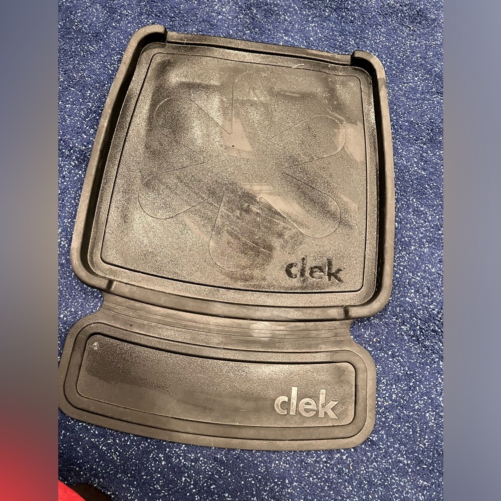 Clek mat-thingy